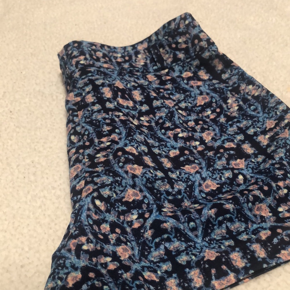 Patterned shorts - Picture 3 of 3